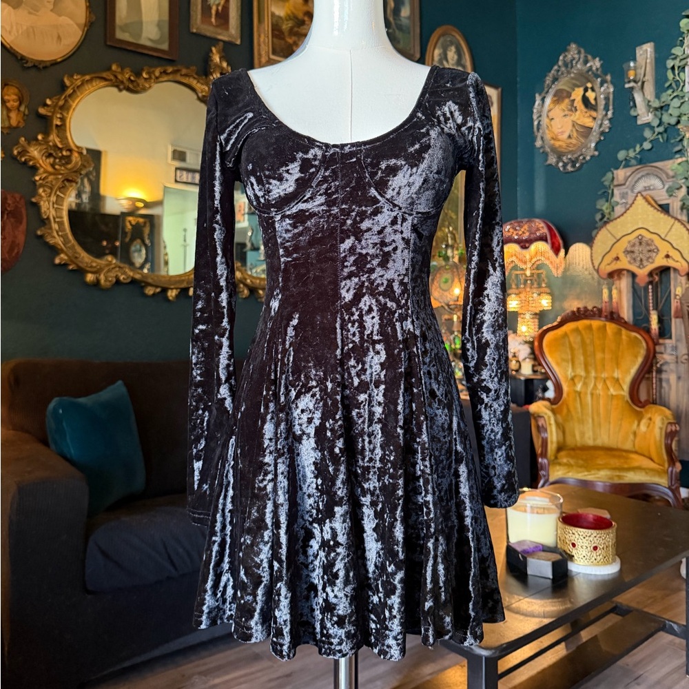 Dollskill Current Mood Witchy Velvet Dress - Picture 1 of 7